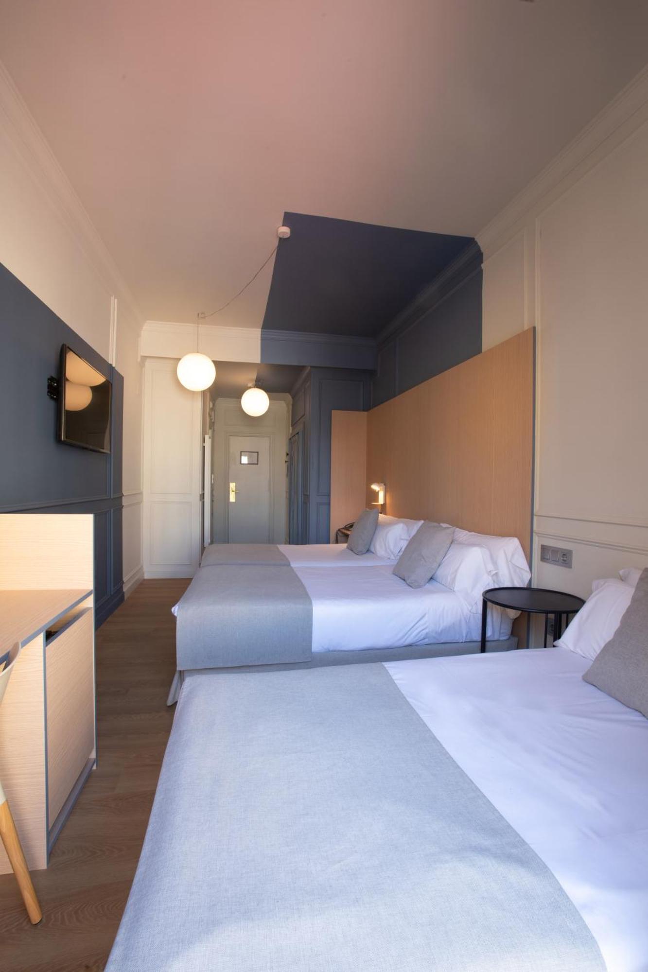 Olympia Consul Del Mar Hotel Valencia Ngoại thất bức ảnh